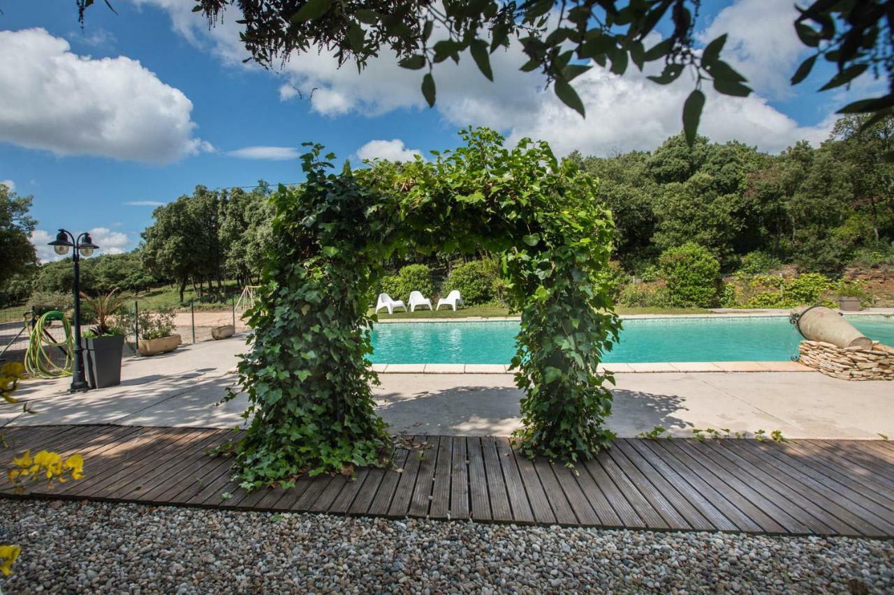 Villa Mas Saint Antoine Bourg-Saint-Andéol Exterior foto